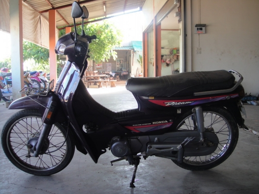 ขายฮอนด้าดรีม เอ็กซ์เซล สีม่วง สตาร์ทมือ  สภาพเดิมสวยพร้อมใช้ ( ทะเบียนพร้อมชุดโอน )