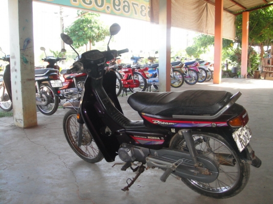 ขายฮอนด้าดรีม เอ็กซ์เซล สีม่วง สตาร์ทมือ  สภาพเดิมสวยพร้อมใช้ ( ทะเบียนพร้อมชุดโอน )