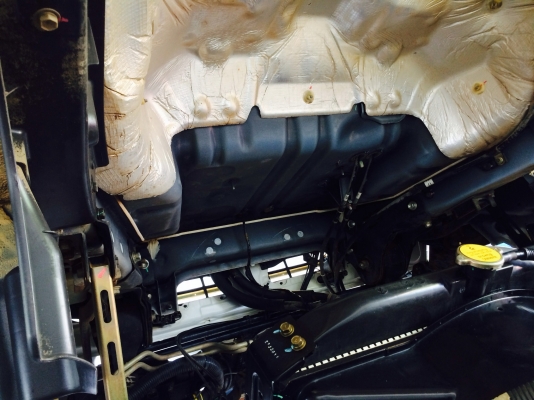 ขาย6ล้อเมก้าปี49 วิ่งแค่75000โลครับ ขาย6ล้อเมก้าปี49 วิ่งแค่75000โลครับ