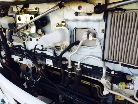 ขาย6ล้อเมก้าปี49 วิ่งแค่75000โลครับ ขาย6ล้อเมก้าปี49 วิ่งแค่75000โลครับ