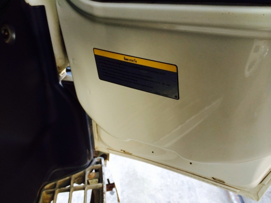 ขาย6ล้อเมก้าปี49 วิ่งแค่75000โลครับ ขาย6ล้อเมก้าปี49 วิ่งแค่75000โลครับ