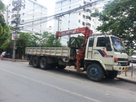 ให้เช่า 6 ล้อ 10 ล้อ ติดเครน,เฮี๊ยบ,รถบรรทุกมีคอก กทม,ปริมณฑล