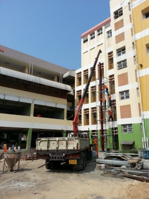 ให้เช่า 6 ล้อ 10 ล้อ ติดเครน,เฮี๊ยบ,รถบรรทุกมีคอก กทม,ปริมณฑล