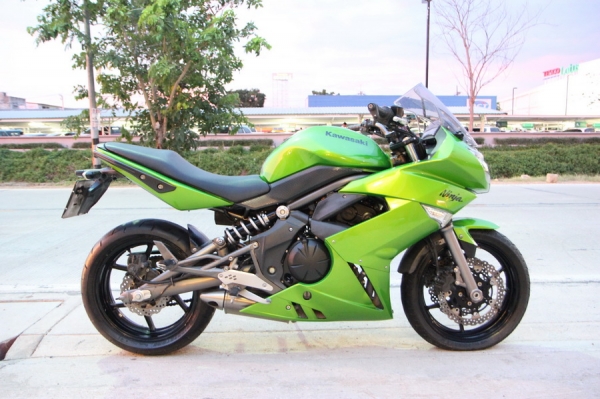 ขาย Kawasaki ninja650 ABS รุ่นปี 2010 รถเดิมๆ ทะเบียนพร้อมโอน เครื่องดี