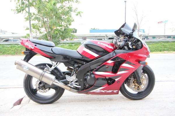ขาย kawasaki zx6r ปี2001 สภาพสวย อินวอยล์พร้อมสรรพสามิต เครื่องดี ท่อแต่ง