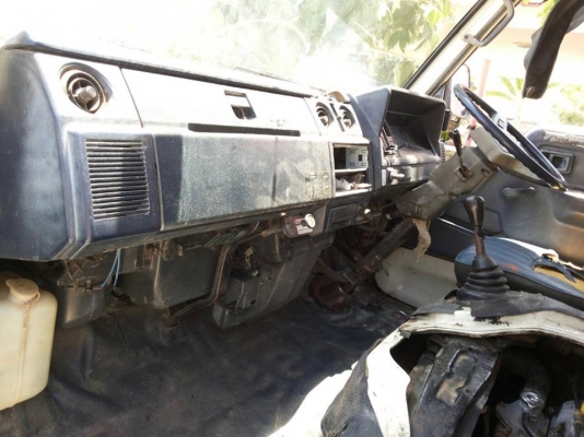 ขายรถหกล้อ TOYOTA 115 แรง 2ใบปัด