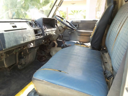 ขายรถหกล้อ TOYOTA 115 แรง 2ใบปัด