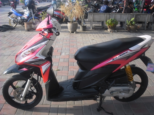 click-iล้อแม๊กปี53รถบ้านเครื่องดีสีสวยเอกสารครบ/โอนลอย