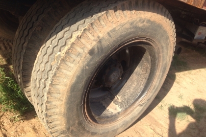 ***ขายแล้วครับขอบคุณ Truck2hand ขาย6ล้อติดเครน HINO FF1JJK รถห้าง ปี 40 เครื่องเดิมเกียร์เดิม JO8C J-ll 220แรง เครื่องแน่นๆ แรงดี ไม่เยิ้ม เกียร์เดิม ช่วงล่างเดิมคัสซี ดีไม่ปะไม่ดาม กระบะเหล็ก ยาว5.0 ม. สภาพดี ไม่มีผุ ติดเครน KATO 3.9ตัน 3ปลอกยืด สภาพดี ใ