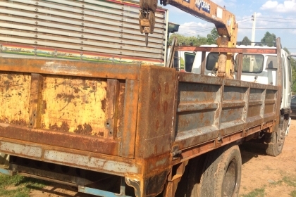 ***ขายแล้วครับขอบคุณ Truck2hand ขาย6ล้อติดเครน HINO FF1JJK รถห้าง ปี 40 เครื่องเดิมเกียร์เดิม JO8C J-ll 220แรง เครื่องแน่นๆ แรงดี ไม่เยิ้ม เกียร์เดิม ช่วงล่างเดิมคัสซี ดีไม่ปะไม่ดาม กระบะเหล็ก ยาว5.0 ม. สภาพดี ไม่มีผุ ติดเครน KATO 3.9ตัน 3ปลอกยืด สภาพดี ใ