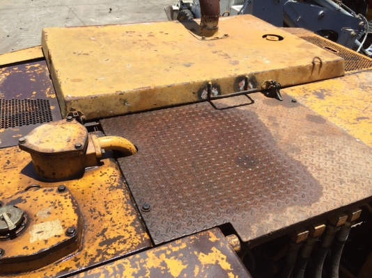 ขายด่วนรถขุดKOMATSU PC100L-1 พร้อมใช้งาน