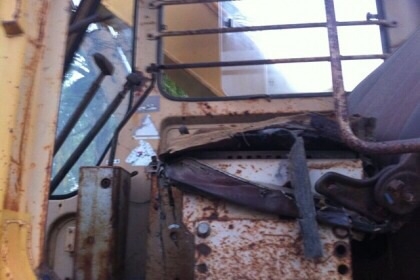 ขายด่วนรถขุดKOMATSU PC100L-1 พร้อมใช้งาน