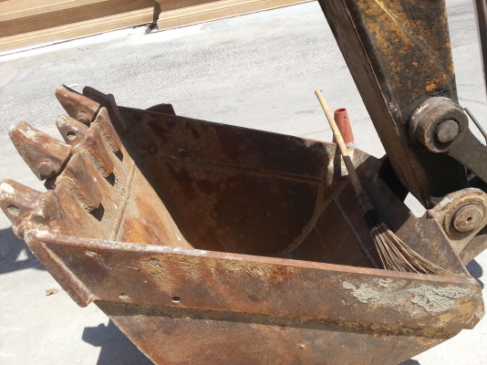 ต้องการขายรถแมคโคร Pc200 โคมัสสุ สนใจติดต่อ 0870304205 ต้องการขายรถแมคโคร Pc200 โคมัสสุ สนใจติดต่อ 0870304205