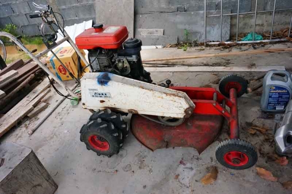 ขายรถตัดหญ้าแบบเดินตามมีเกียร์ Shibaura ราคา 15,000