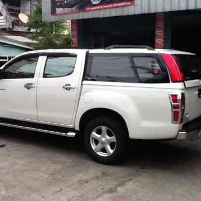 หลังคาสามมิตรของใหม่ราคาถูก