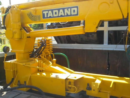 ขาย 4 ล้อกลาง ISUZU NKR  88 ติดเครน TADANO 1 ตัน