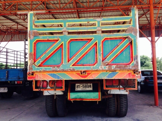 ขายด่วน 10 ล้อ 2เพลาดั๊มพ์ HINO 227 สภาพเยี่ยม