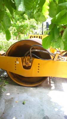 รถบด BROMAX  BW213 D แบบ 2 เพลา รถสวยราคาต่อรองได้