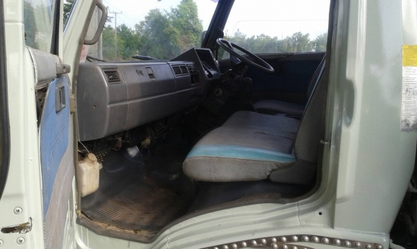 HINO FC2W 120 แรงม้า กระจกไฟฟ้า ห้างแท้ กะบะยาว 5.5 เมตร