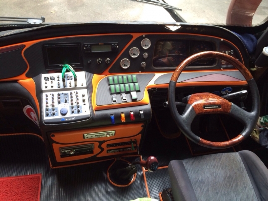 ขายรถบัส VIP 28 ที่นั่ง