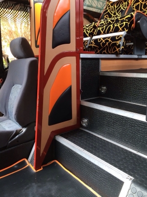 ขายรถบัส VIP 28 ที่นั่ง