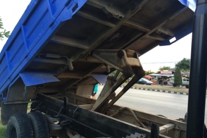 ขายรถบรรทุก 6 ล้อ ขายรถบรรทุก 6 ล้อ