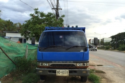 ขายรถบรรทุก 6 ล้อ ขายรถบรรทุก 6 ล้อ