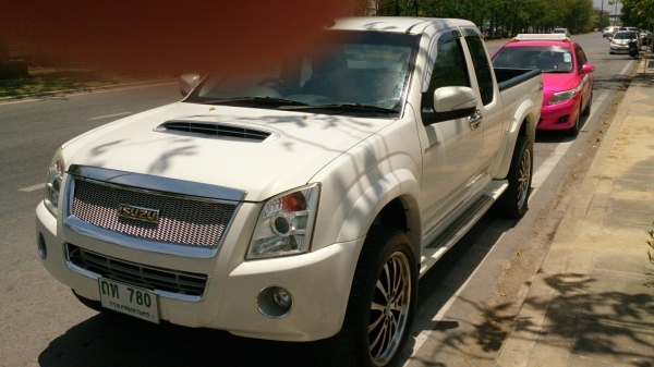 ขาย D-MAX SPACECAB 3.0 MT HILANDER ABS/ZAIRBAS