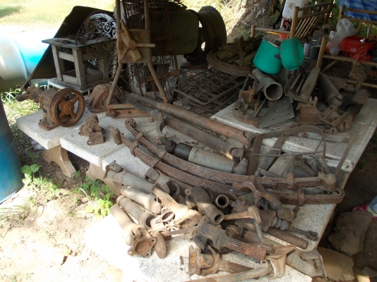 m601ขายอะไหล่ m37 มีหลายอย่างใครหาตัวไหนบอกครับ