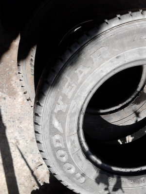 195R14 GOODYEAR WRANGER D-MARK II มี 2 เส้น  ติดต่อโทร. 081-427-3941