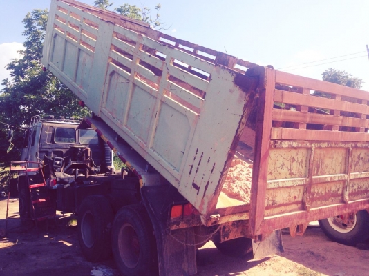 **900,000 บ.ต่อรอง**ขาย10ล้อ2เพลาดั้ม ISUZU ROCKY FXZ240 FXZ23NFY K หัวขาว วางเครื่องHINO HO6C Bointer 205HP (ลงเล่ม) เกียร์อีตั้น ช่วงล่างเดิมคัสซีดีเดิม ไม่ปะไม่ดามกระบะดั้มเหล็กสภาพดีพื้นดีข้างดีไม่ผุ หัวเก๋งเดิมภายในโอเค คอนโซลดี พ.พาวเวอร์ เบรคทริฟฟี **900,000 บ.ต่อรอง**ขาย10ล้อ2เพลาดั้ม ISUZU ROCKY FXZ240 FXZ23NFY K หัวขาว วางเครื่องHINO HO6C Bointer 205HP (ลงเล่ม) เกียร์อีตั้น ช่วงล่างเดิมคัสซีดีเดิม ไม่ปะไม่ดามกระบะดั้มเหล็กสภาพดีพื้นดีข้างดีไม่ผุ หัวเก๋งเดิมภายในโอเค คอนโซลดี พ.พาวเวอร์ เบรคทริฟฟี