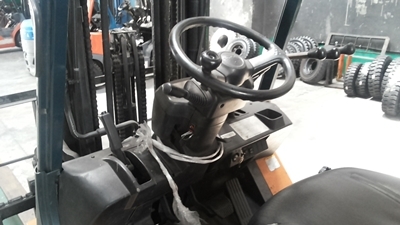 รถฟอร์คลิฟต์ 2.5 ตัน Toyota รุ่น 42-7FG25 ซีเรียล 407FG25-22744 (ระบบแก็ส LPG)  สนใจโทร. 080-6565422 (หนิง)