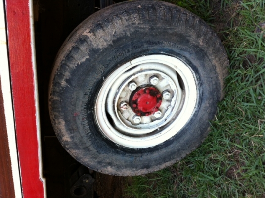 ลดแล้วคับด่วนEแต๋น แชทซีตรงของโตโยต้าBU สี่ล้อกลาง เพลาลอย สีฟ้าไม่่รวมเครื่องคับ