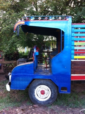 ลดแล้วคับด่วนEแต๋น แชทซีตรงของโตโยต้าBU สี่ล้อกลาง เพลาลอย สีฟ้าไม่่รวมเครื่องคับ