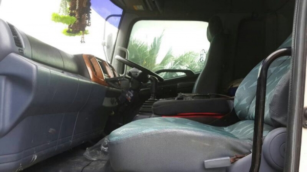 รถฮีโน่ 10 ล้อ ตู้เย็น 260 แรงม้า. ปี 50   สนใจติดต่อ 081 - 6079515