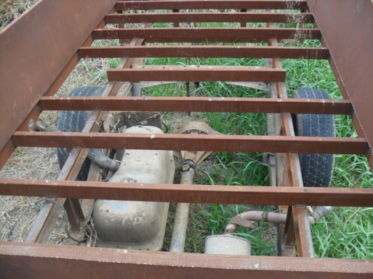 ขายอีแต๋น 1 คันครับ ต่อไม่เสร็จ ไมีช่าง