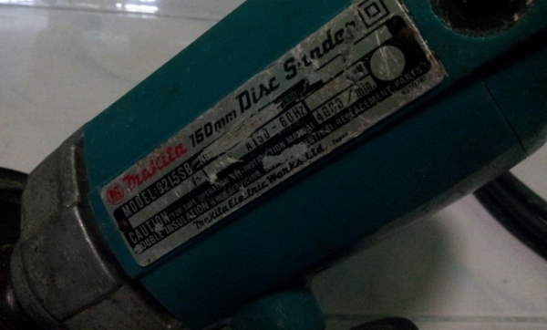 สว่าน makita