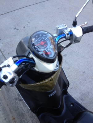 ขาย Yamaha Fino แท้ ปี50 เทา-ขาว ล้อน้ำเงิน 1.20 1คู่ โช็คshowaก๊อปแต่สปริงแท้ สีเขียว เครืองเดิมๆ รถมือเดียว ราคา14500บาท ทะเบียนพร้อมโอน โทร0924462525โส กทม