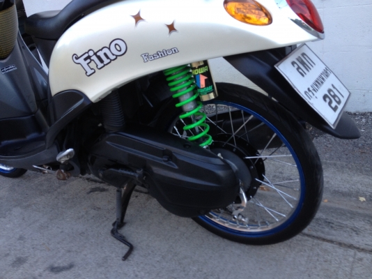 ขาย Yamaha Fino แท้ ปี50 เทา-ขาว ล้อน้ำเงิน 1.20 1คู่ โช็คshowaก๊อปแต่สปริงแท้ สีเขียว เครืองเดิมๆ รถมือเดียว ราคา14500บาท ทะเบียนพร้อมโอน โทร0924462525โส กทม