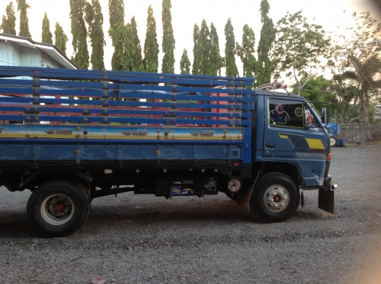 ขายหกล้อดั้ม ISUZU NPR 115ห้าง เกียร์ยาวเปลี่ยนเป็นเกียร์สายแล้ว