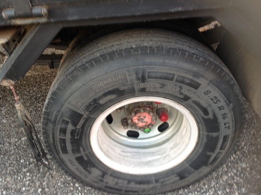 ขายหกล้อดั้ม ISUZU NPR 115ห้าง เกียร์ยาวเปลี่ยนเป็นเกียร์สายแล้ว