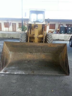 รถตัก KOMATSU. 515   สนใจติดต่อ 081 - 6079515