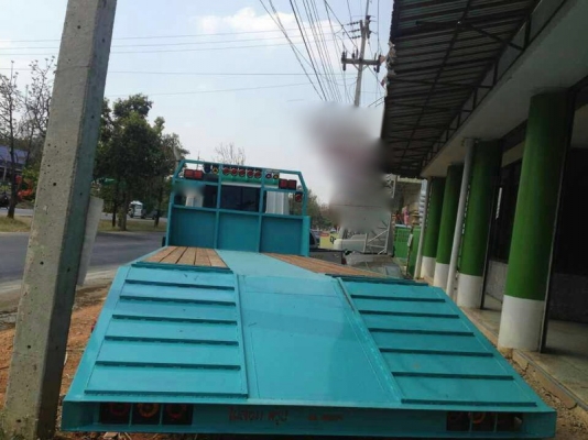 รถฮีโน่ 12 ล้อ ท้ายลาด FN527M - TF  220 แรงม้า. ปี 38    สนใจติดต่อ 081 - 6079515