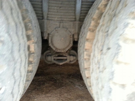 รถฮีโน่ 12 ล้อ ท้ายลาด FN527M - TF  220 แรงม้า. ปี 38    สนใจติดต่อ 081 - 6079515