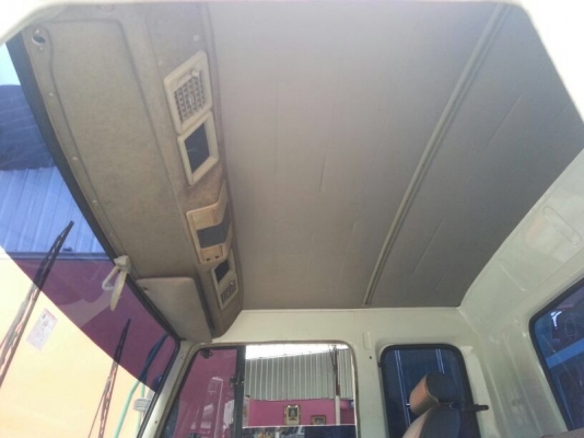 รถฮีโน่ 12 ล้อ ท้ายลาด FN527M - TF  220 แรงม้า. ปี 38    สนใจติดต่อ 081 - 6079515