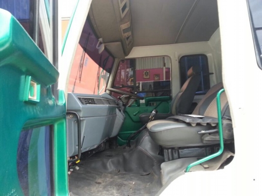 รถฮีโน่ 12 ล้อ ท้ายลาด FN527M - TF  220 แรงม้า. ปี 38    สนใจติดต่อ 081 - 6079515