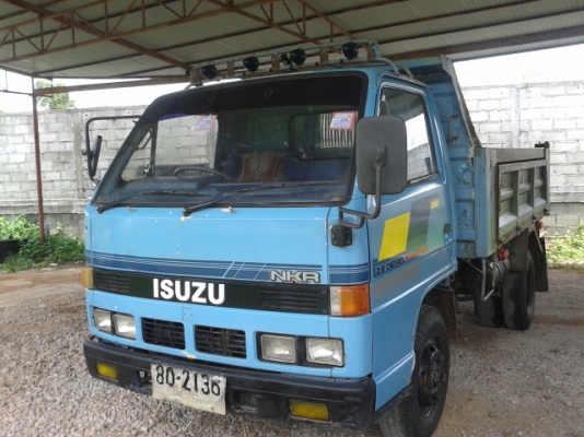 **ขายแล้วค่ะ ไป  กทม ***หกล้อดั้มอีซูสุ 88  แรงม้า เดิมๆ พร้อมใช้งาน รถสวยมาก เล่มพร้อมโอน..