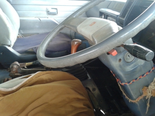 **ขายแล้วค่ะ ไป  กทม ***หกล้อดั้มอีซูสุ 88  แรงม้า เดิมๆ พร้อมใช้งาน รถสวยมาก เล่มพร้อมโอน..