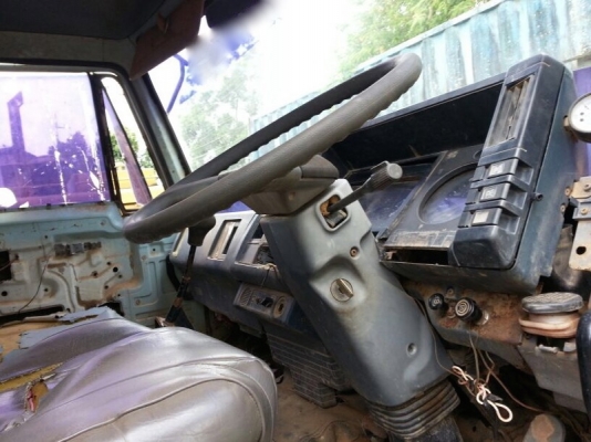 รถอีซูซุ 10 ล้อดั้ม FVZ 195 แรงม้า. ปี 38  ( ขาย.ตามสภาพ )  สนใจติดต่อ 081 - 6079515