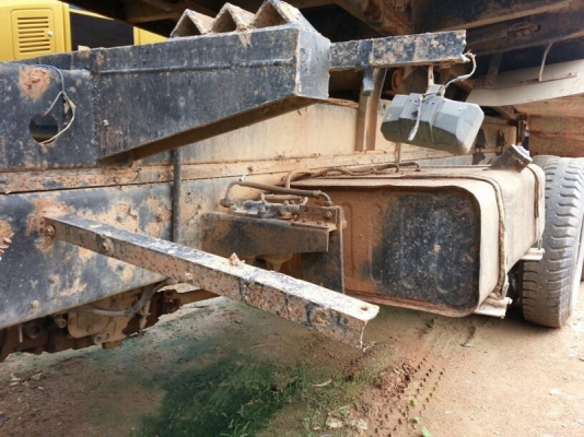 รถอีซูซุ 10 ล้อดั้ม FVZ 195 แรงม้า. ปี 38  ( ขาย.ตามสภาพ )  สนใจติดต่อ 081 - 6079515